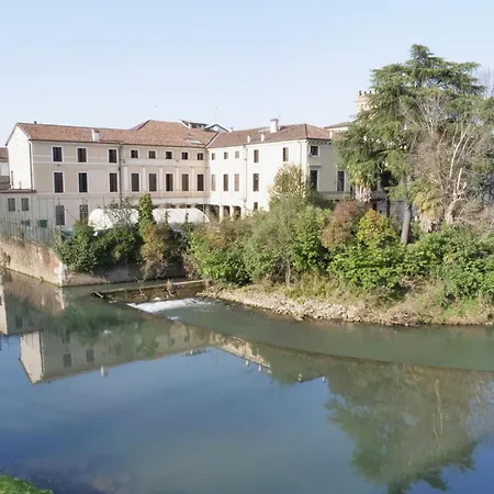 La Finestra Sul Fiume - 5 Min A Piedi Dalla Basilica - Fuori Da Ztl Lägenhet
